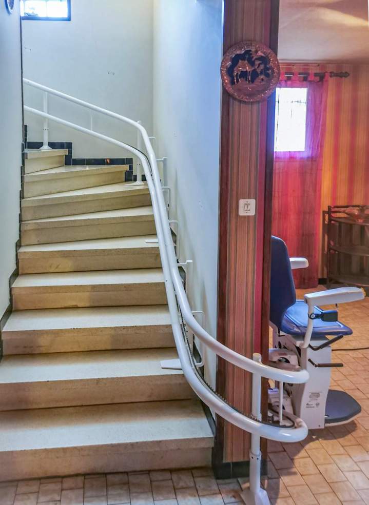 Installateur de monte-escalier Belley